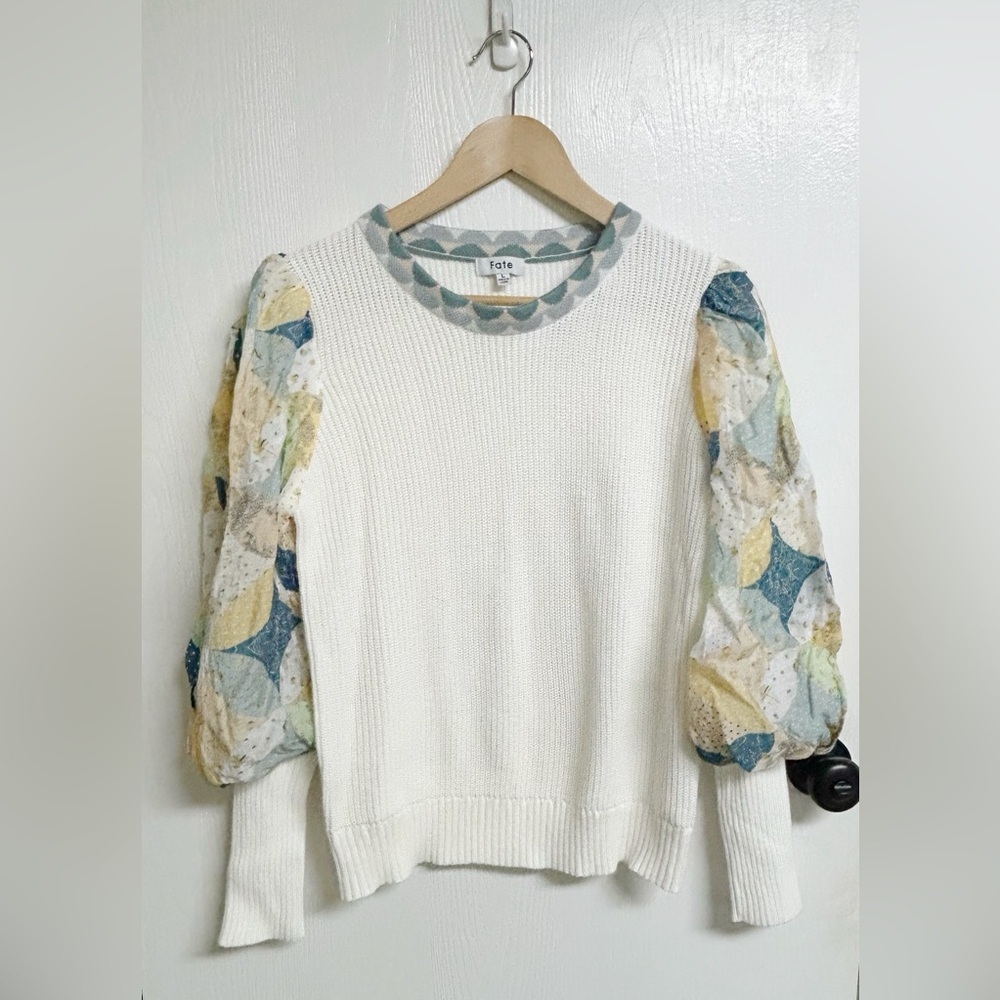 Fate White Sweater With Patchwork Bubble Sleeves - image 1